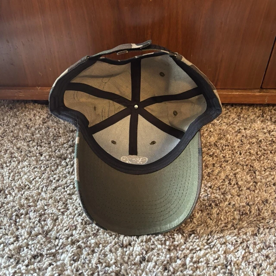 Sombrero Smith & Wesson camuflado nunca usado Foto 3 de 3