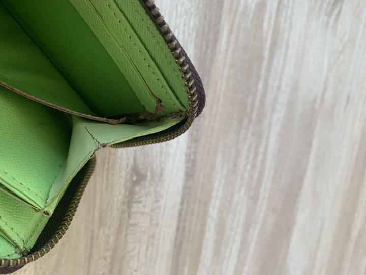 Louis Vuitton Graffiti Zippy Coin Case Purse Coin wallet  