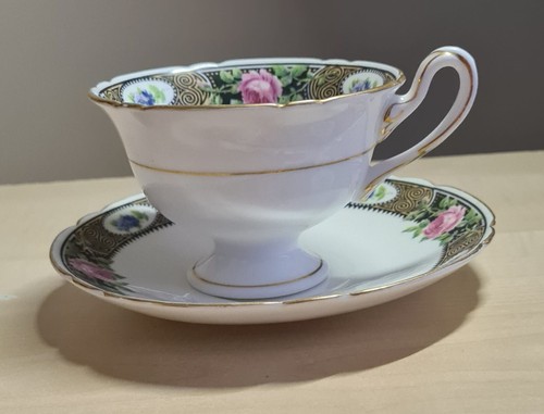 Shelley Gainsborough Teetasse und Untertasse Sandon Rosenrand 11136 Muster