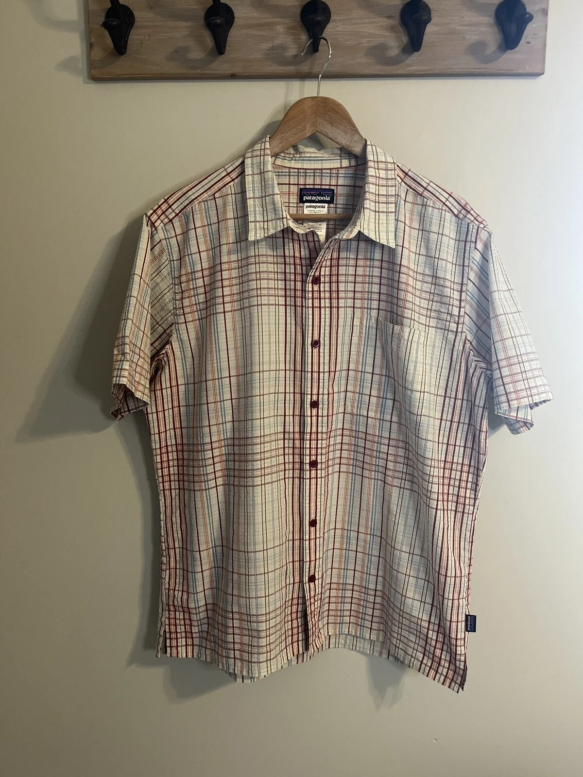 Patagonia Seersucker Shirt Plaid Mens L Short Sleeve Red White Blue Camp Hiking
Opens in a new windo
