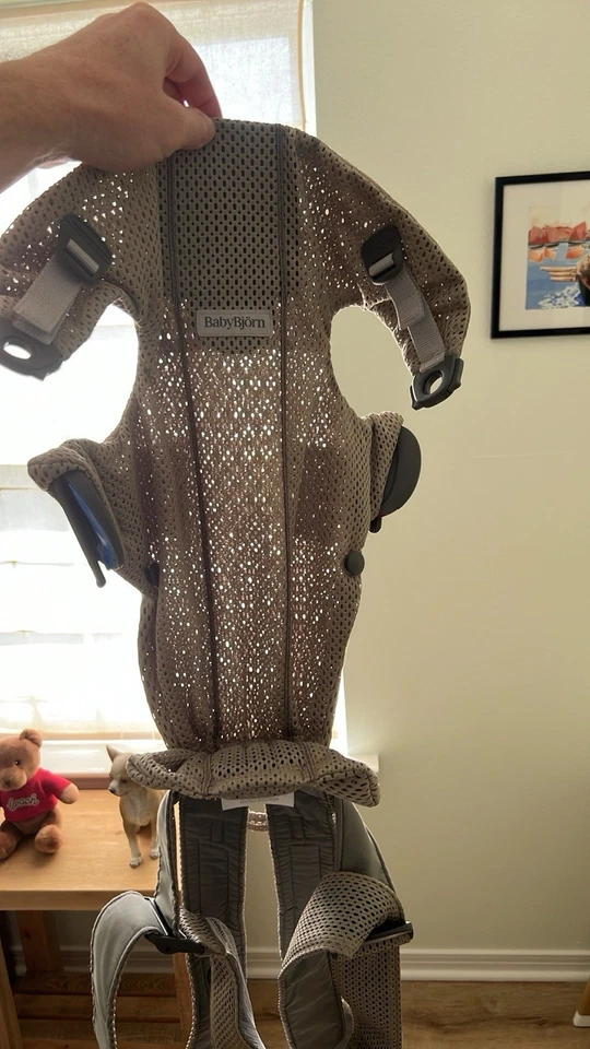 BabyBjörn Baby Cartier One Air malla 3d Foto 3 de 4