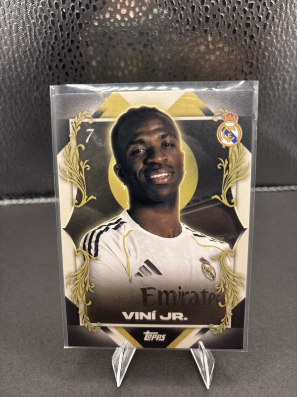 VINICIUS VINI JR.  TOPPS LOS BLANCOS 2025-26 Portrait Posers