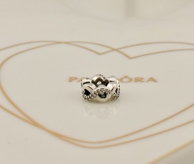 New 100% Genuine Authentic Pandora Sparkling Infinity Spacer Charm