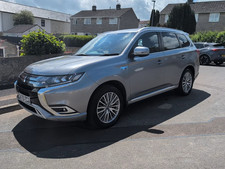 Mitsubishi Outlander PHEV Exceed 2.4 PHEV Auto
