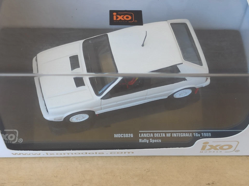 Lancia Delta HF Integrale 16v Rally Specs 1989 MDCS026 Modellino IXO Models 1:43 - Immagine 2 di 4