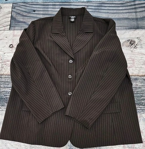 T. Milano Women's Plus Size Skirt and Jacket Set Size 24 Pinstripe Brown - Picture 4 of 11