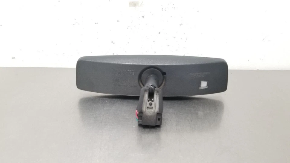 24 CHEVY SILVERADO 2500 INTERIOR REAR VIEW MIRROR AUTO DIMMING - Image 4 of 4