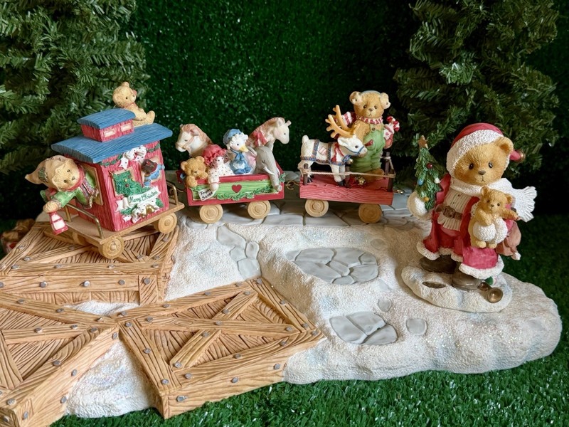 🧸Vintage 1995 Enesco Cherished Teddies Santas’s Workshop Display Stand Lot