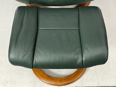Ekornes Stressless Large MAYFAIR Green Leather Swivel Recliner