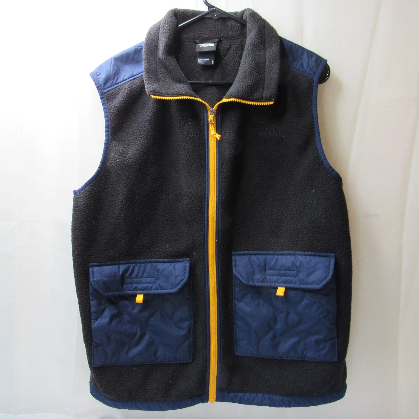 The North Face Vest Men Size Medium Royal Blue Yellow Zipper Fleece Pockets