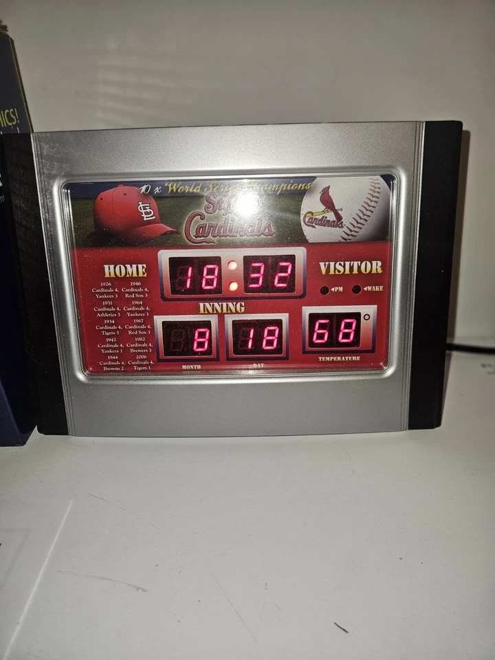 St. Louis Cardinals Scoreboard Time Date Temperature Alarm Clock New in Box - Image 2 of 4