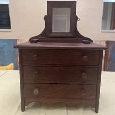 ANTIQUE MINIATURE WOODEN SALESMAN SAMPLE DRESSER OF DRAWERS CHEST MIRROR OLD