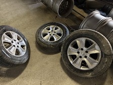 3 CERCHI IN LEGA CON GOMME DACIA DUSTER R16 2017 1 Cerchio Rovinato Bordo