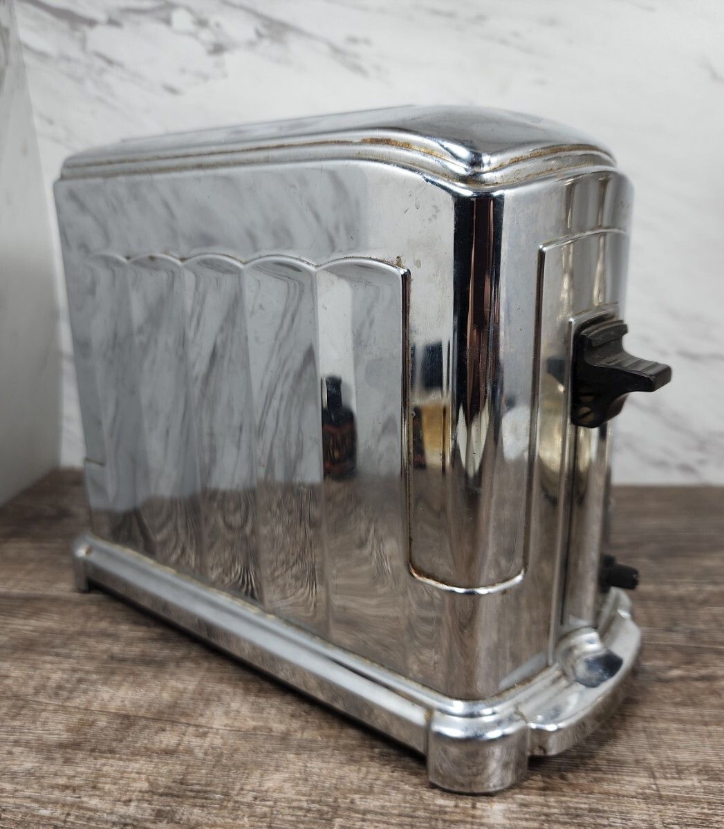 ☆LOOK☆ ~Toastmaster 1A4 Single-Slice Toaster - Art Deco!~ ☆NO