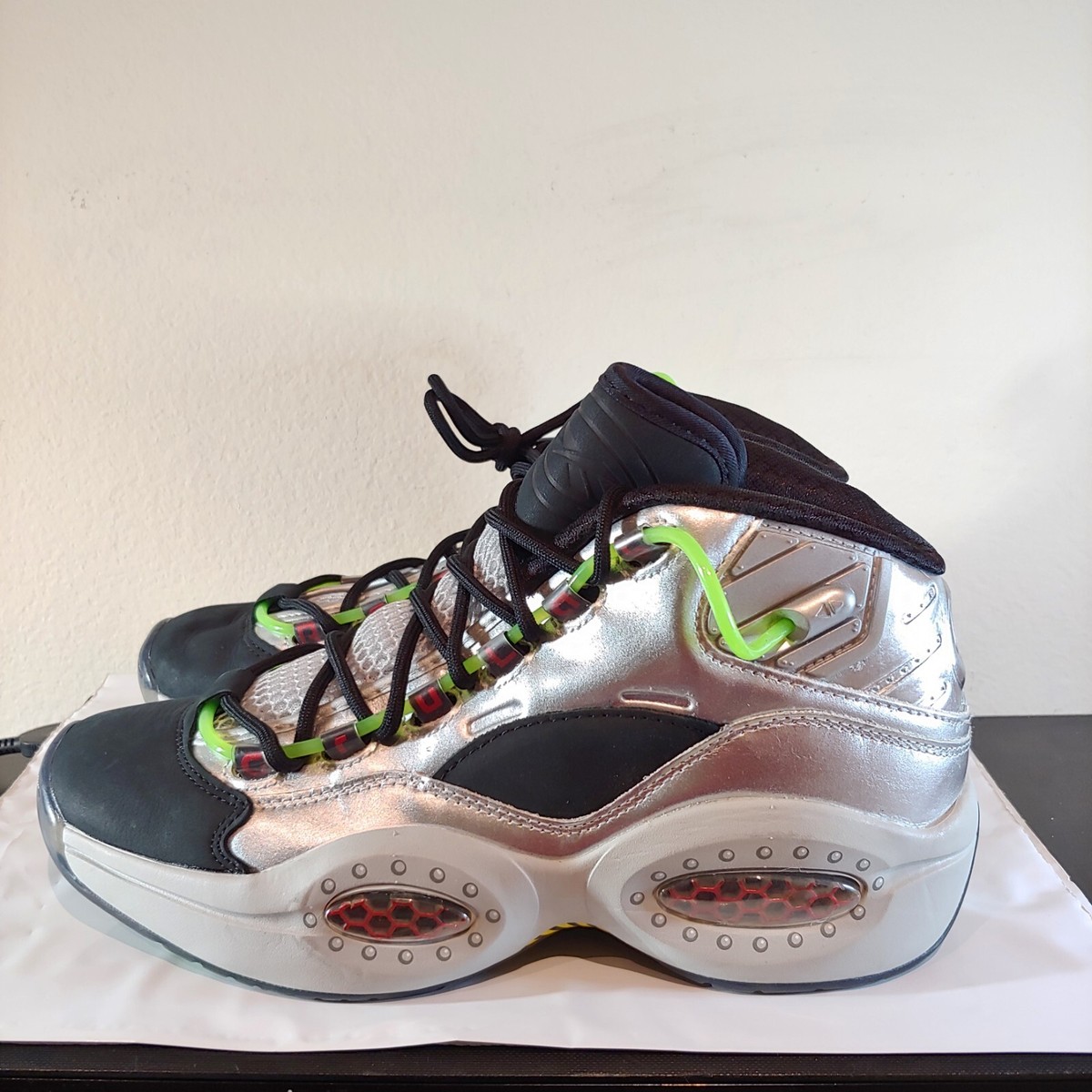 Basketball Shoes Minion Shoes Reebok Reebok Men's Question Mid