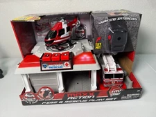 Maxx Action Lights & Sounds Fire & Rescue Play Set (damaged box)