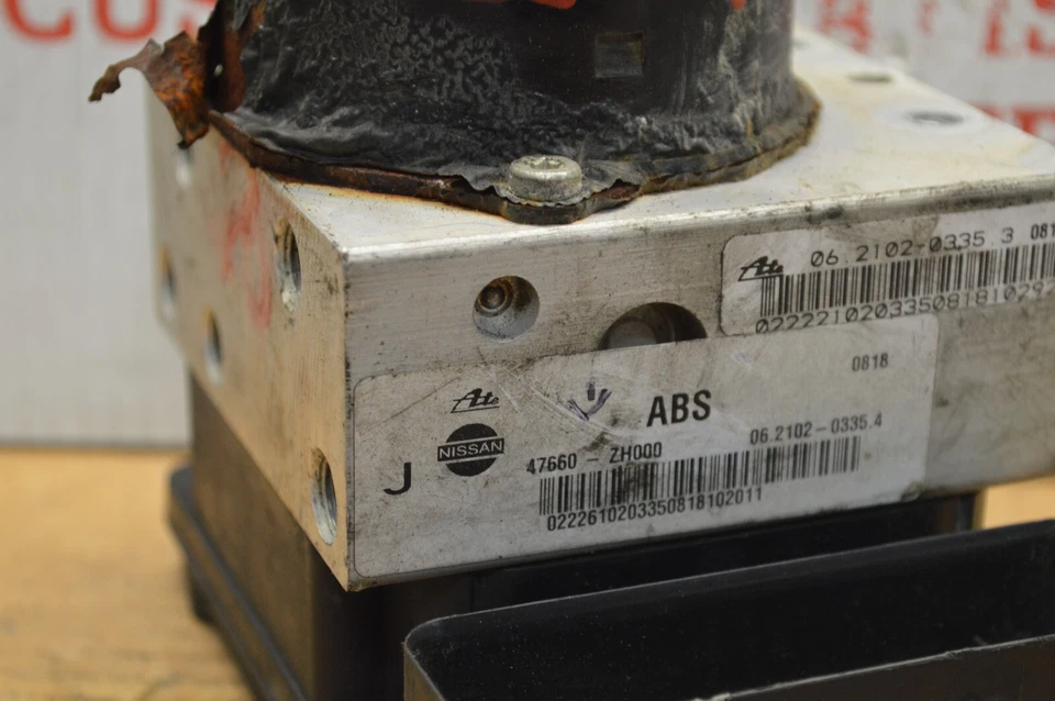 Nissan Titan 2006 ABS control de bomba de freno antibloqueo módulo 47660ZH000 32-8D8 Foto 2 de 4