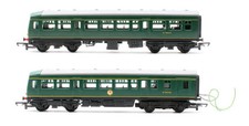 HORNBY 'OO' GAUGE R157 BR GREEN DIESEL RAILCAR POWER & TRAILER COACH