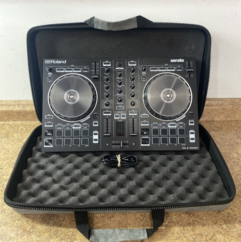 Roland DJ-202 2-Channel 4 Deck Serato DJ Controller Free Shipping