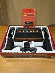 Atari Flashback 2 Classic Game Console 40 Games Joysticks 2600 Retro Box