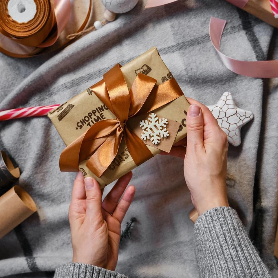 6 Sheets Kraft Birthday Wrapping Paper Musical Notes,Bows,Maths,Pine Tree and Dr - Image 4 of 4