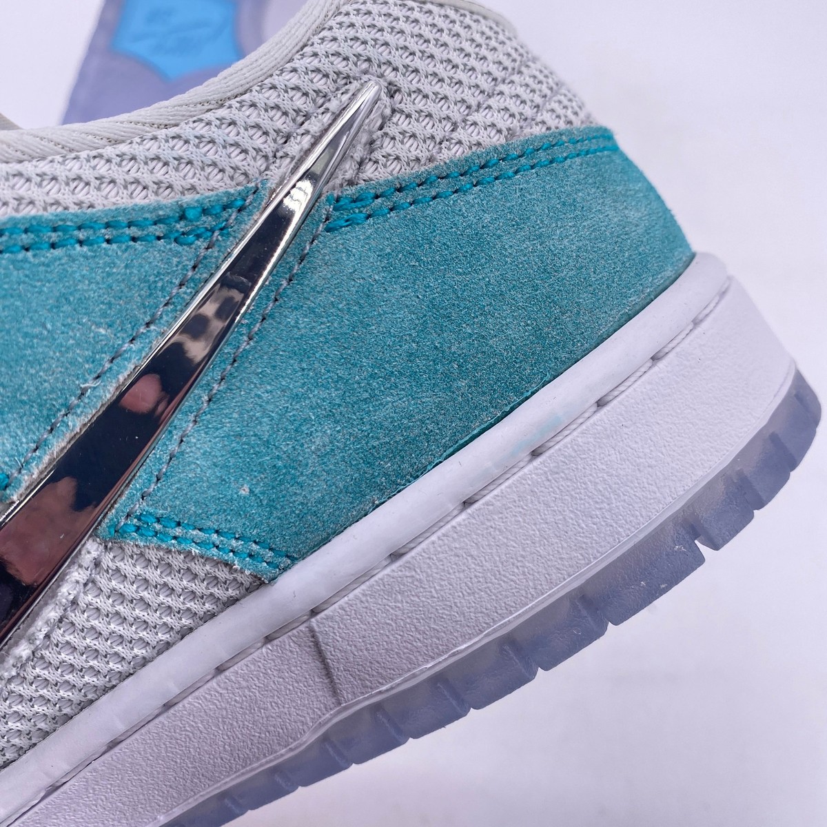 Nike SB Dunk Low 