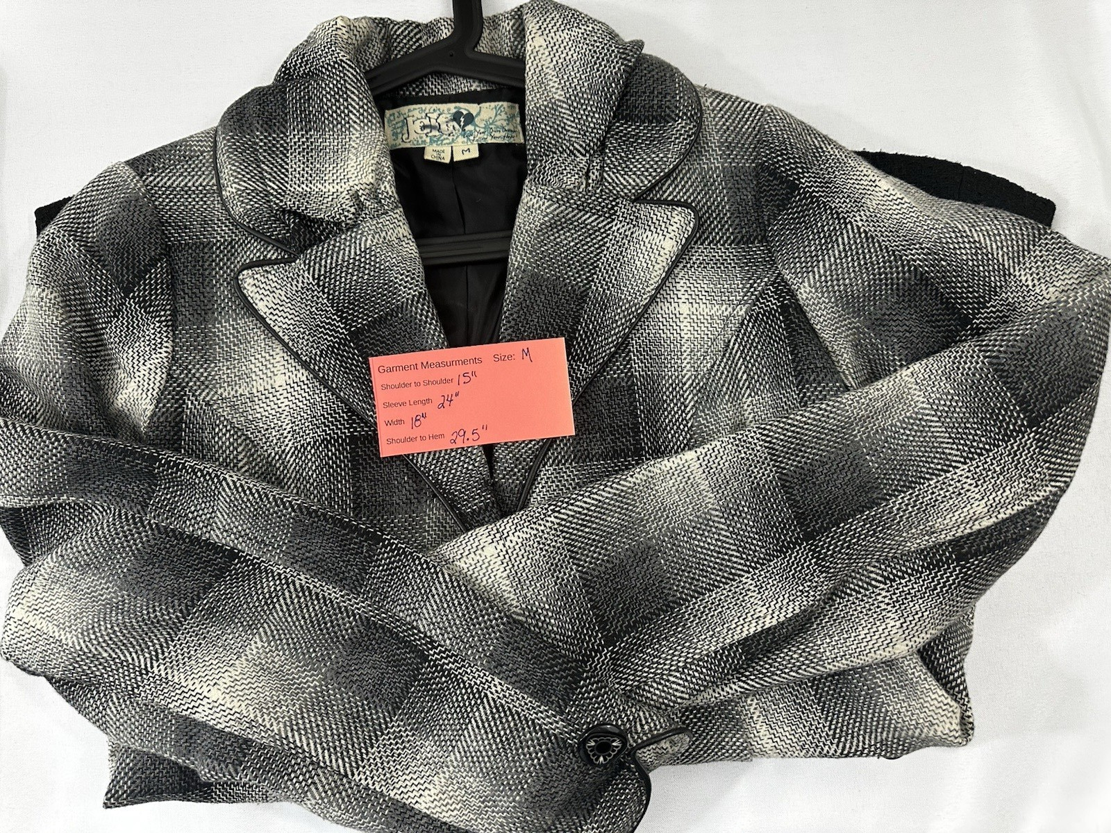 Medium weight jacket - image 1