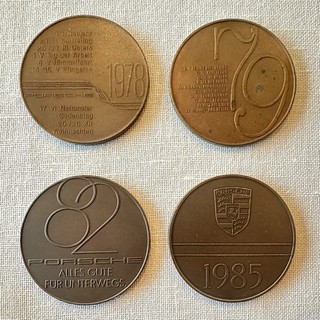 Konvolut 4 x Porsche Medaillen Kalender Konstruktion Kupfer/Bronze 70er/80er