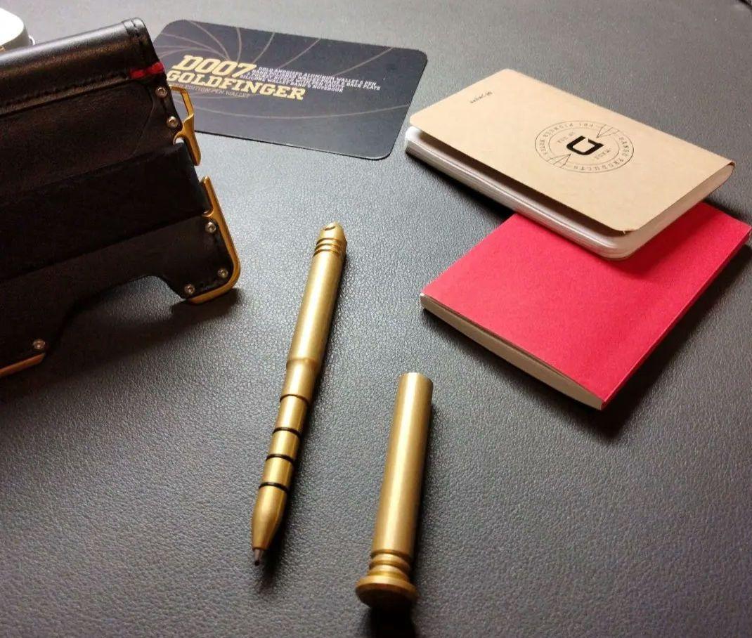 【限定製産】DANGO wallet 007 GOLDFINGER 本革 財布 限定製産】DANGO wallet 007 GOLDFINGER 本革財布