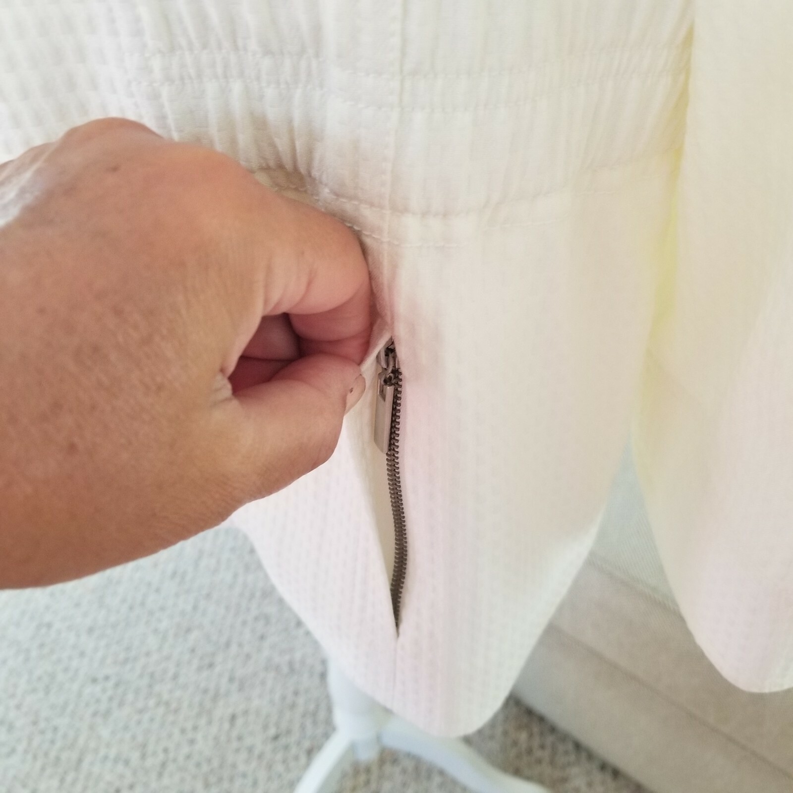 Ellen Tracy Off White Patterned Collarless Button… - image 9