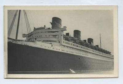 Queen Mary 2 angedockt von einem Start genommen 2 Amateurfotos um 1930 Postkartenrückseiten
