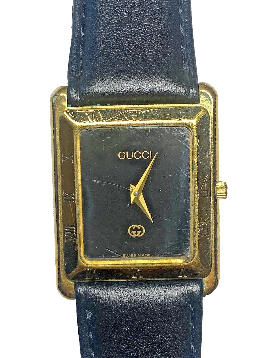 Gucci 4200m top gold watch
