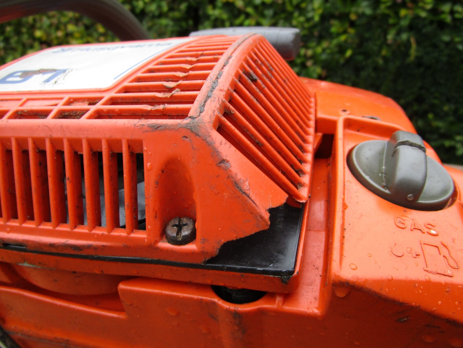 Husqvarna 61 chainsaw with new 18" bar and chain eBay