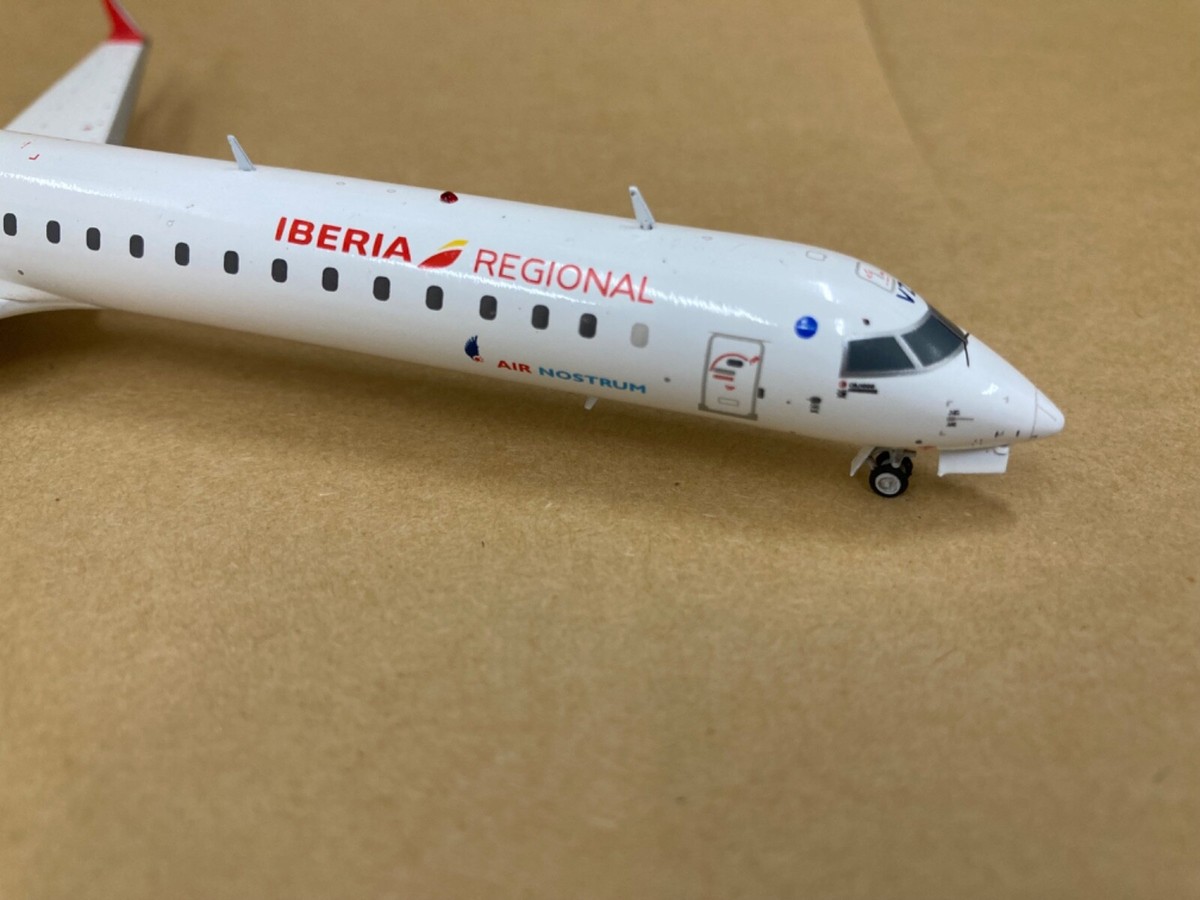 Gemini 200 Iberia Regional Bombardier CRJ-1000 G2IBE1228 EC-MVZ