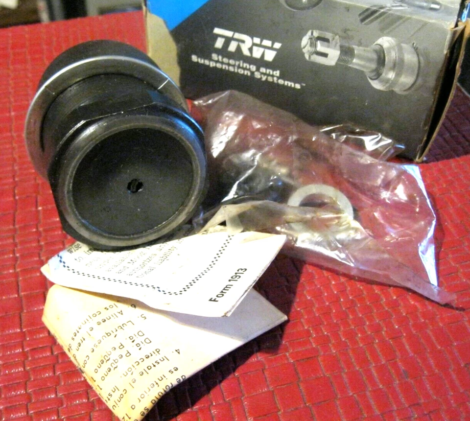 New Mopar 1960-1970 Chrysler, Imperial upper ball joint, TRW USA! - Image 2 of 2