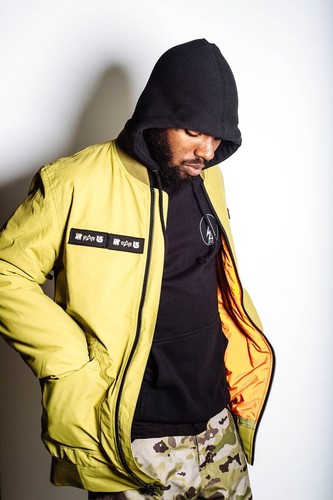 UNDEFEATED X Alpha Industries X Burton MA-1 Flight Bomber Jacket Olive XS - Picture 7 of 12
