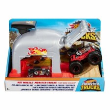 Hot Wheels Monster Truck Pit  Launch Play Sets Team Bone Shaker vehicle car NEW