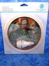 Martha Stewart Crafts - "Circle Cutter" - CUTS PERFECT CIRCLES!