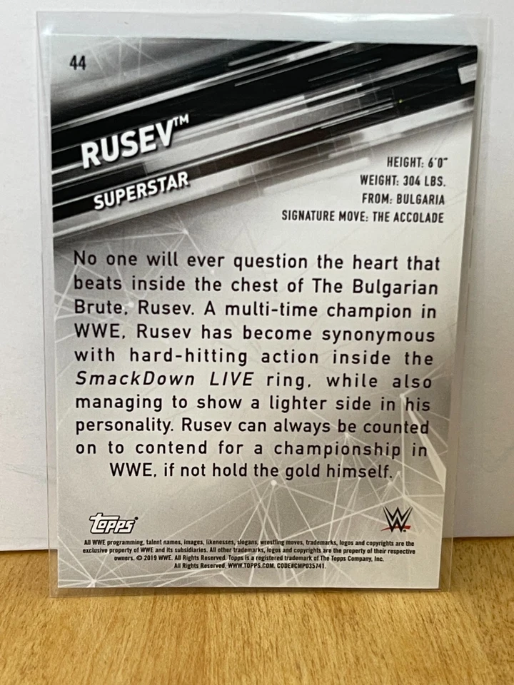 2019 Topps WWE SmackDown Live Superstar Green 〜 #44 RUSEV - Image 2 of 2