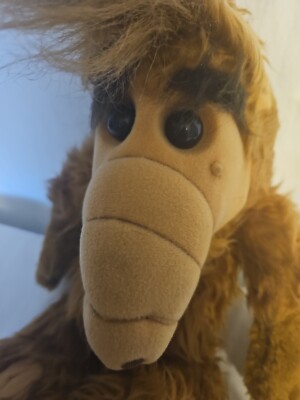 1986 ALF 18” Plush Doll Coleco Alien Productions with back pocket