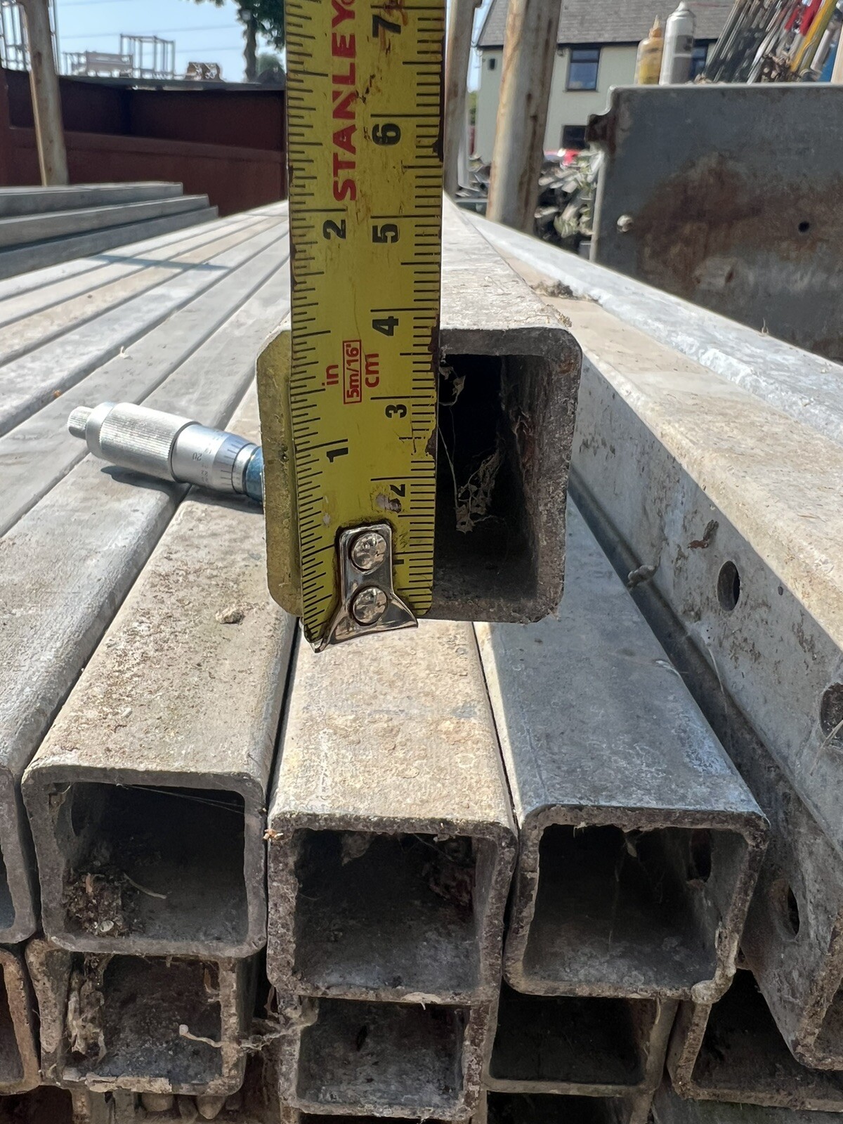 1no Plain Galvanised Steel Box Section 40 x 40 3mm £29.50 10ft long J