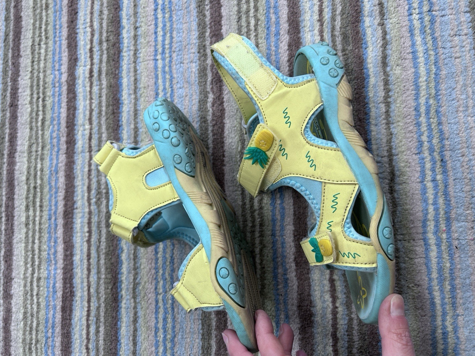 Mountain warehouse Girls Sandals Size 2 Yellow /Teal Colour W Pineapple Design image 3