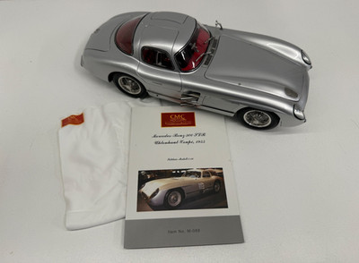 1/18 CMC Mercedes Benz 300SLR 1955 Unhlenhaut Coupe Jubilaumsmodell 125 Jahre