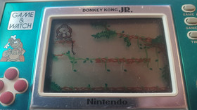 NINTENDO Game and Watch Donkey Kong Jr. (DJ-101) - Good condition!