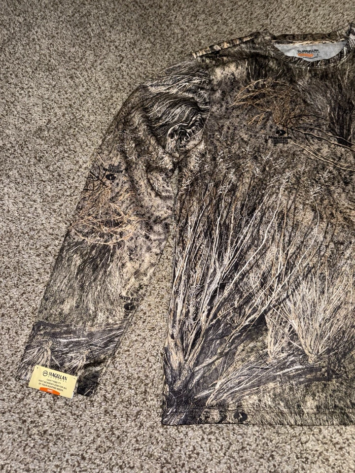 Magellan Outdoors Men's Large Long Sleeve Mossy Oak Camo Shirt Hunting Brush - Image 3 of 4