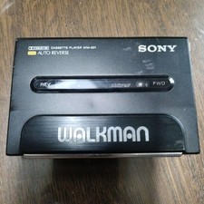 SONY WM-501 WALKMAN AUTO REVERSE CASSETTE PLAYER FOR PARTS OR NOT WORKING