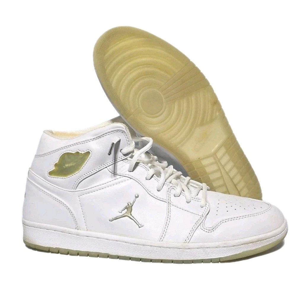 Jordan 1 Retro White Chrome 2002 for Sale | Authenticity