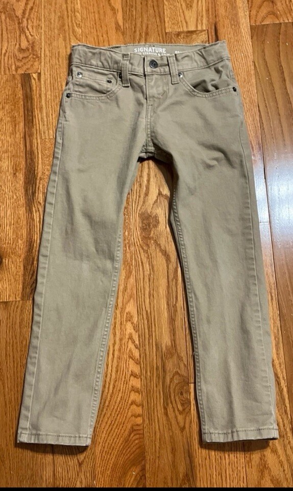Signature By Levi Strauss Boy’s Khaki S26 Skinny jeans