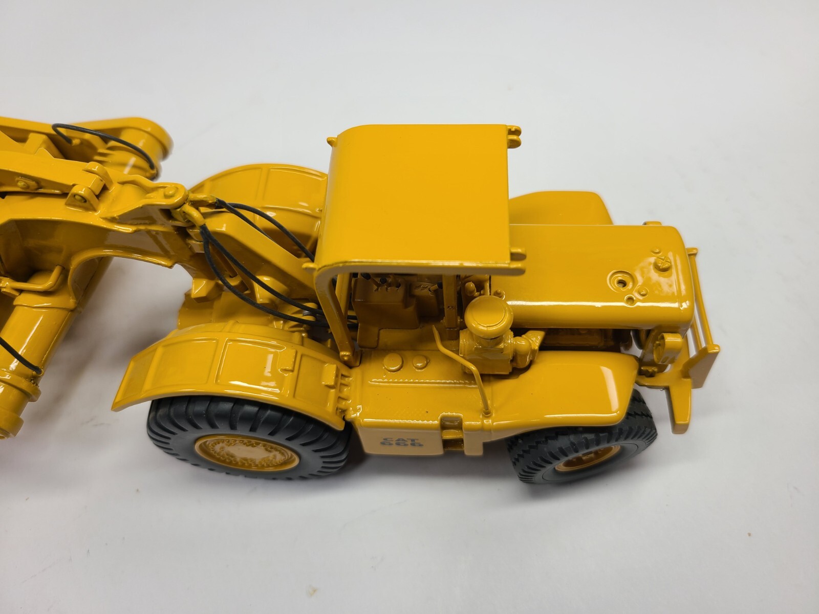 Caterpillar Cat 666 Wheel Tractor Scraper - Black Rat 1:50 Scale ...