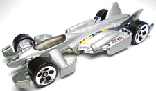 2001 HOT WHEELS HW JET THREAT 3.0 DC-121 SILVER / GRAY 1:64 DIECAST 3 1/8" CAR